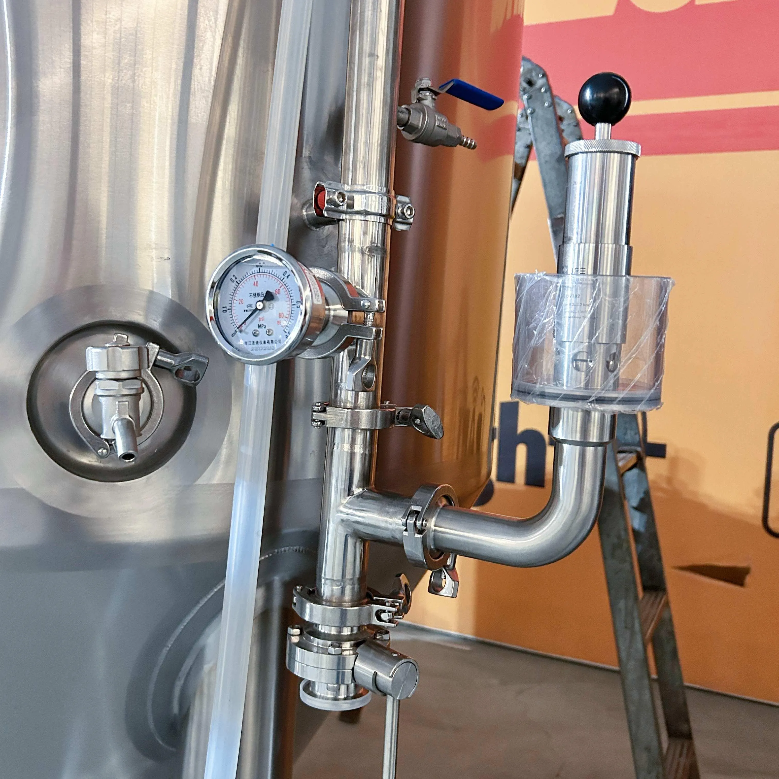 800L Conical Fermenter (pressurisable, jacketed)