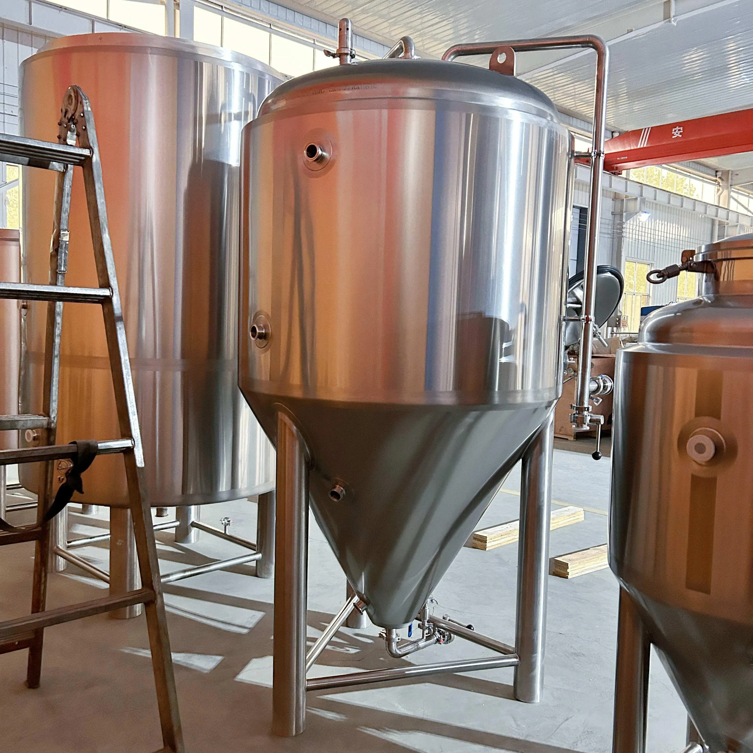 800L Conical Fermenter (pressurisable, jacketed)