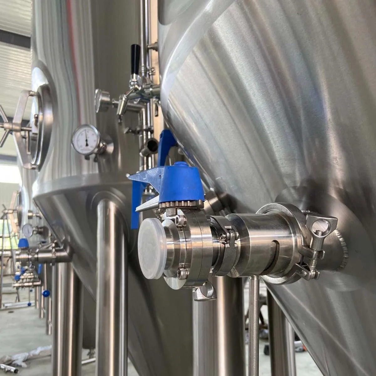 800L Conical Fermenter (pressurisable, jacketed)