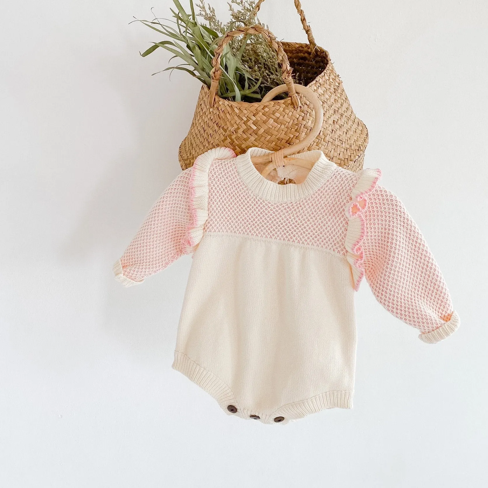 Baby's Flying Sleeve Knitted Blended Wool Jumpsuit Triangle Wrap Fart Coat Climbing Clothing
