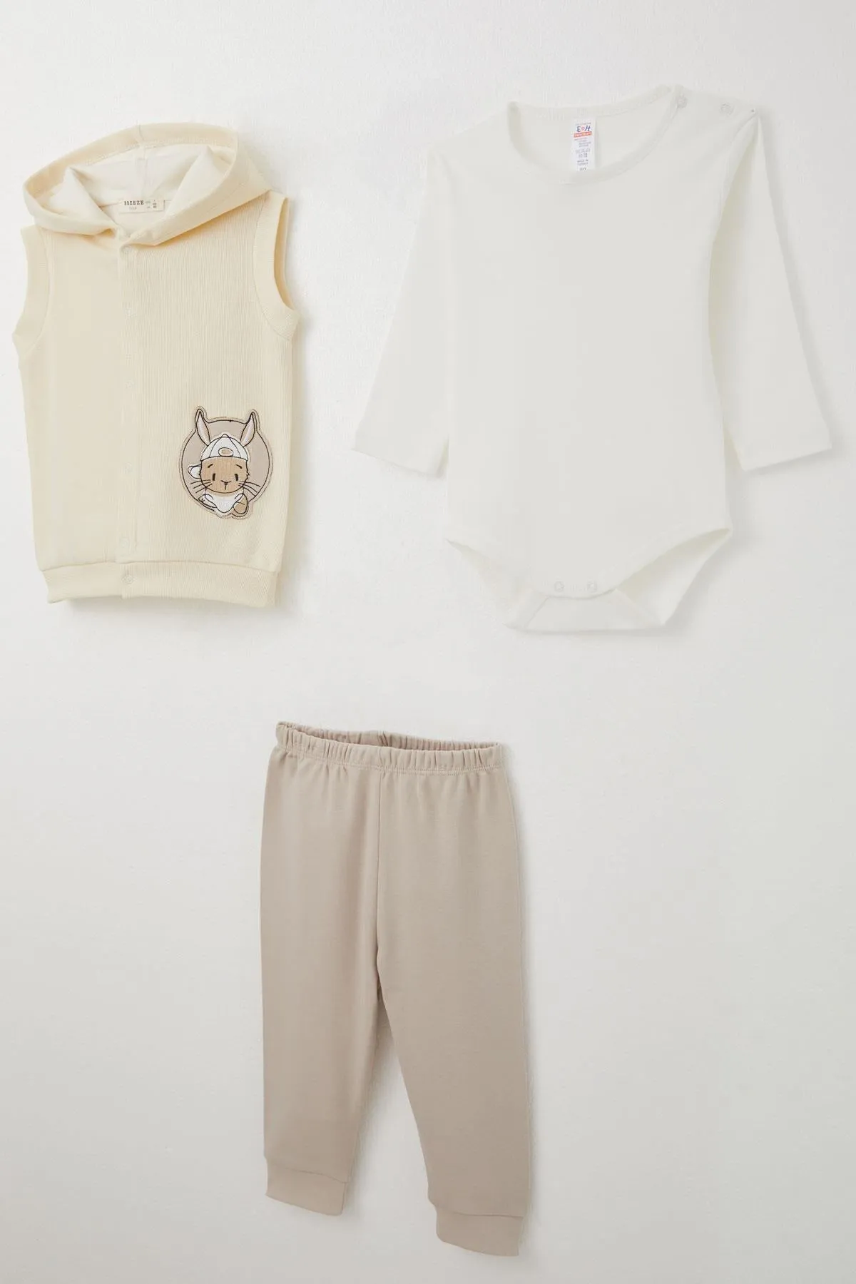 BRE Breeze Baby Boy Bodysuit 3-Piece Set Cute Bunny Embroidered 4 Months Year, Cream - Meaux