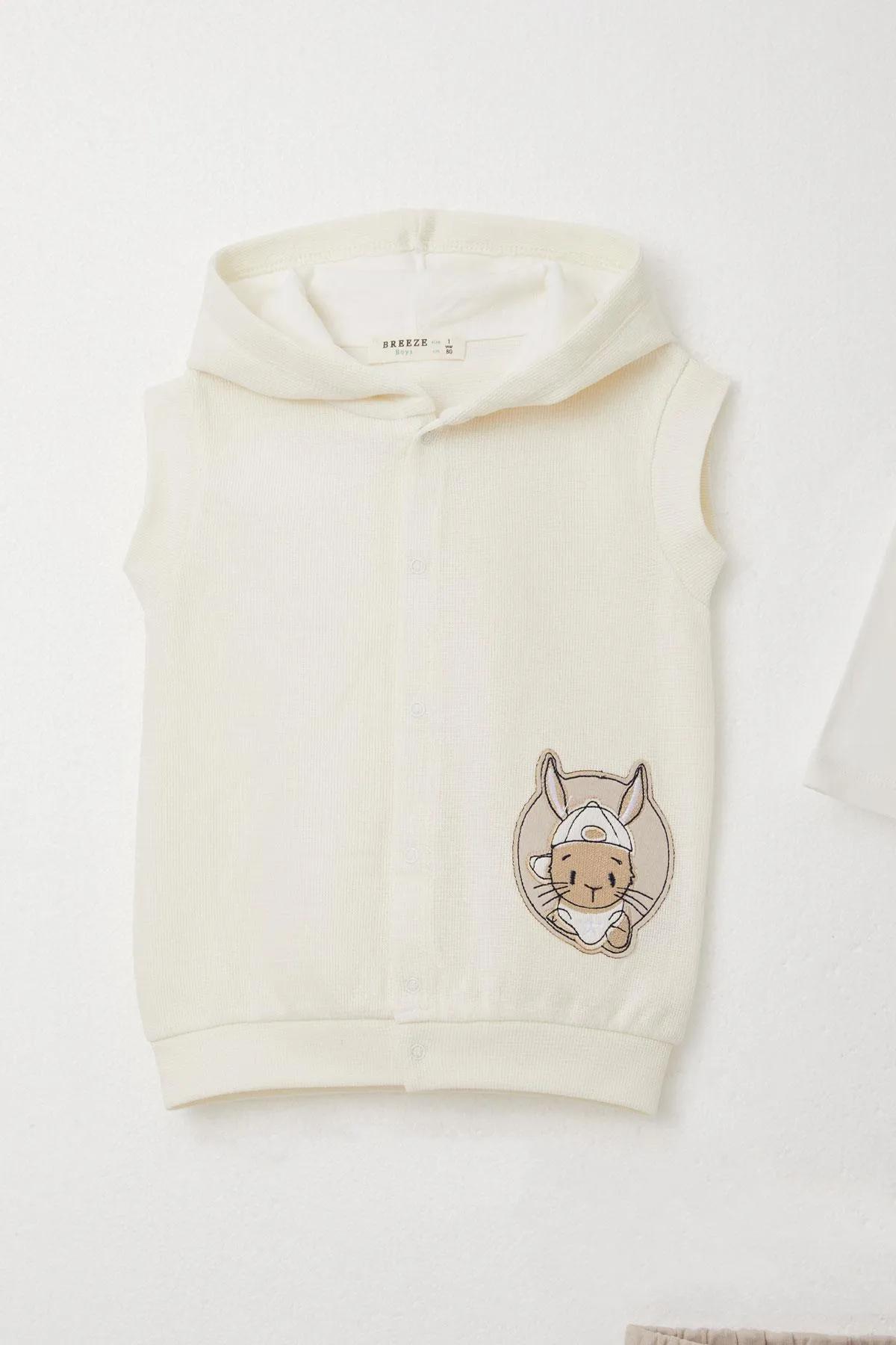BRE Breeze Baby Boy Bodysuit 3-Piece Set Cute Bunny Embroidered 4 Months Year, Ecru - Luxembourg