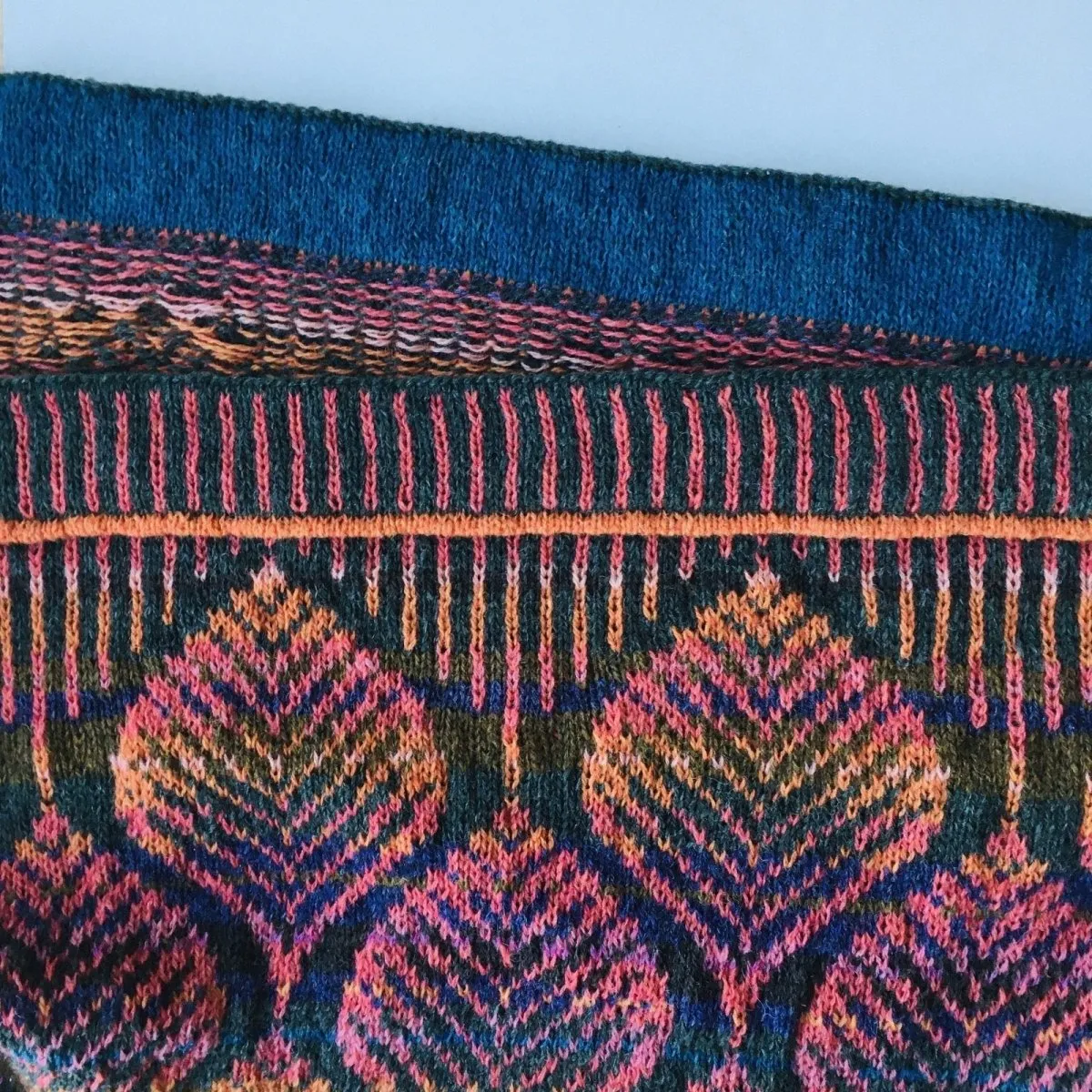 Copper Beech shawl /wrap-around by Ruth Sørensen, knitting pattern