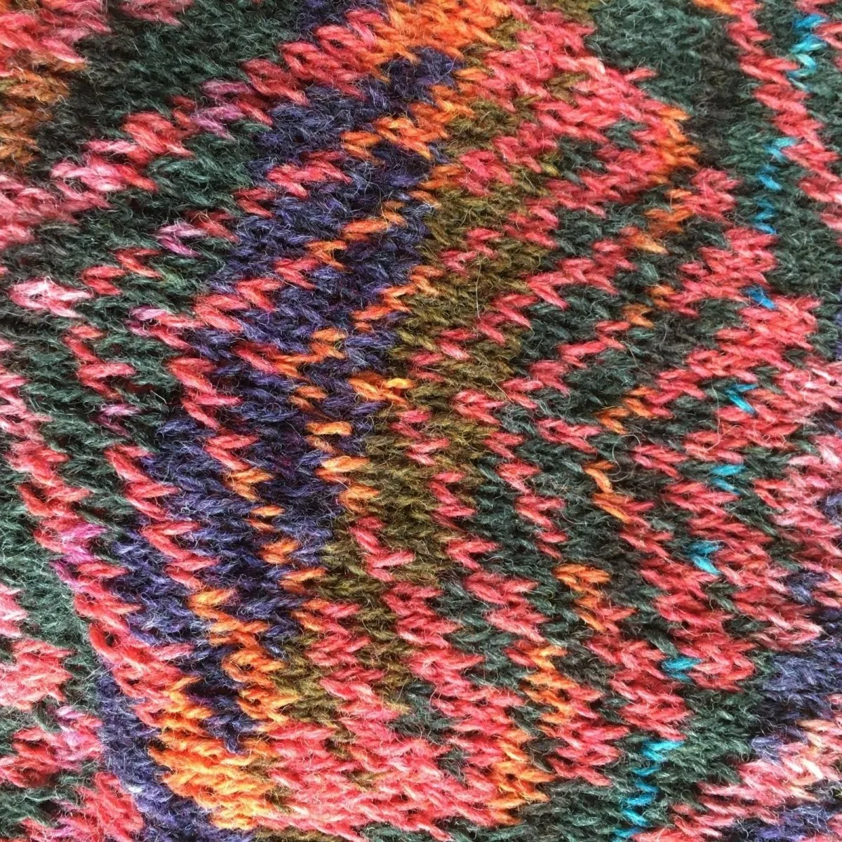 Copper Beech shawl /wrap-around by Ruth Sørensen, knitting pattern