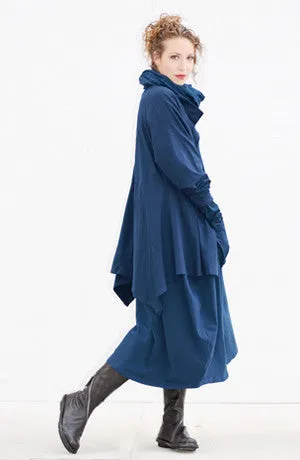 Focus Jacket in Minuit Tokyo