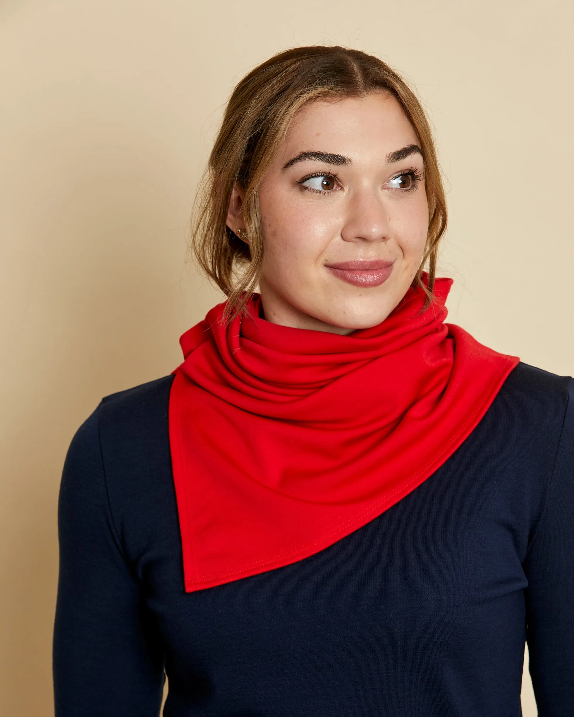 Neckwarmer with side split AW23